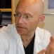 Ett ben på kliniken och ett i forskningen