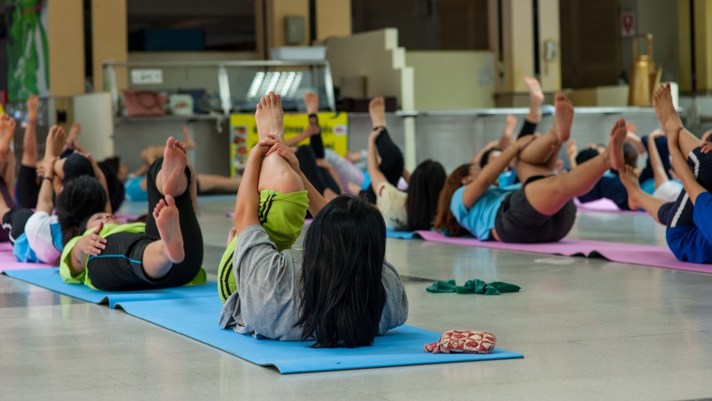 Legs stretching during Telapes class