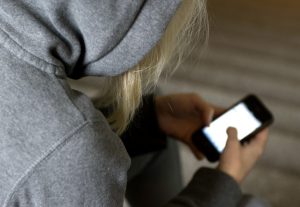 Många unga mobbas på nätet
