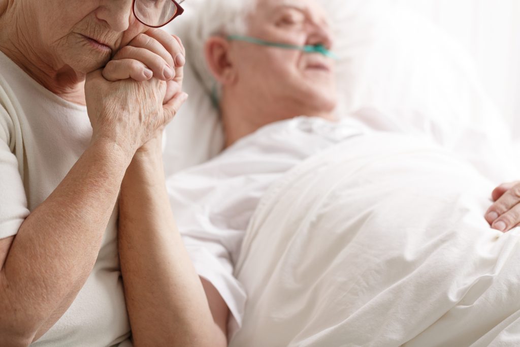 Med-drabbad, men osynlig – att vara närstående till en person med cancer