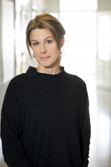 porträttfoto Annika Björne Fors