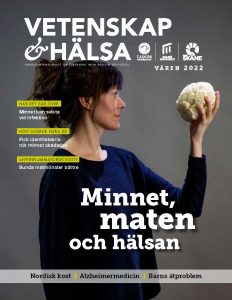 omslagsbild tidningen Minnet, maten och hälsan. På bilden kvinna i profil som håller upp ett blomkålshuvud