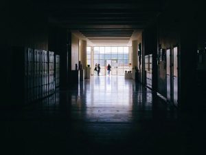 Handfast verktyg ska hjälpa mot hög skolfrånvaro