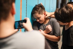 Det stoppar mobbaren på skolgården